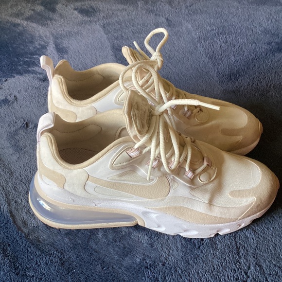 Brand new Nike Air max. Worn maybe two or three times. Women Size 5.5 - Picture 2 of 4